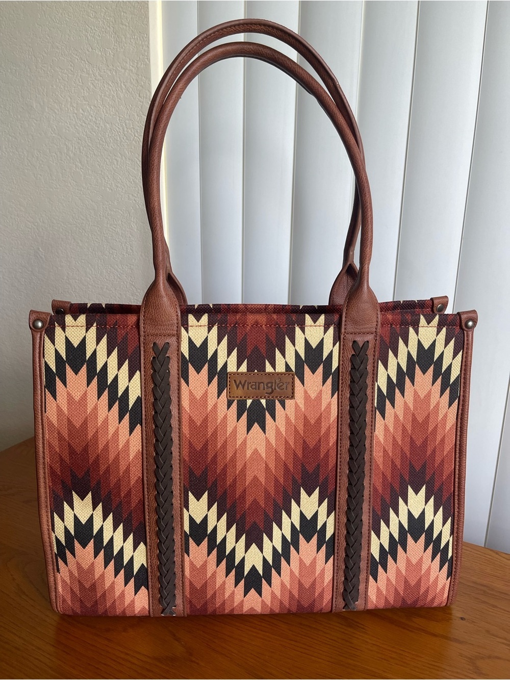 Wrangler Wide Tote Aztec Retro Print